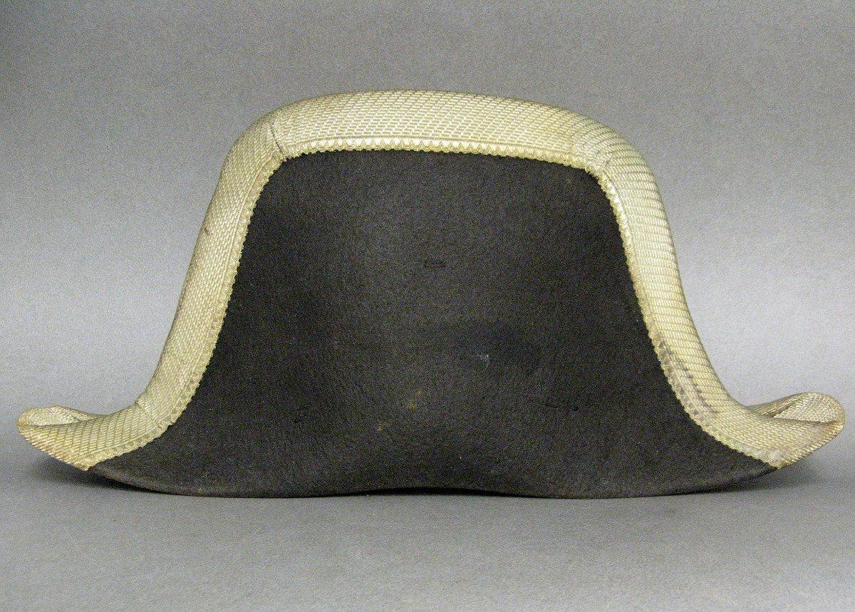 Gendarme's Bicorn Hat, Model 1872.-photo-1