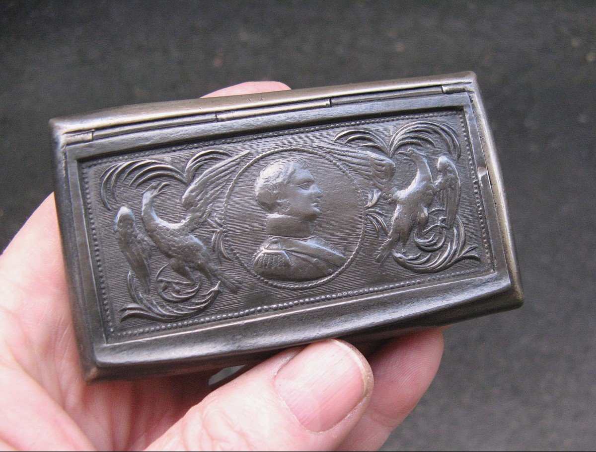 19th Century Snuffbox With The Profile Of Napoleon I.