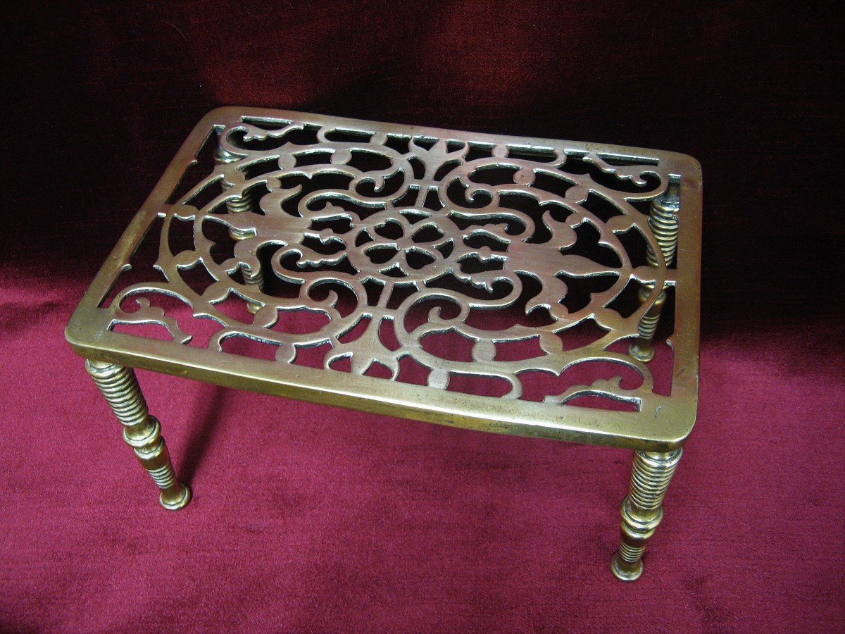 19th Century Iron Rest. Folk Art.-photo-2