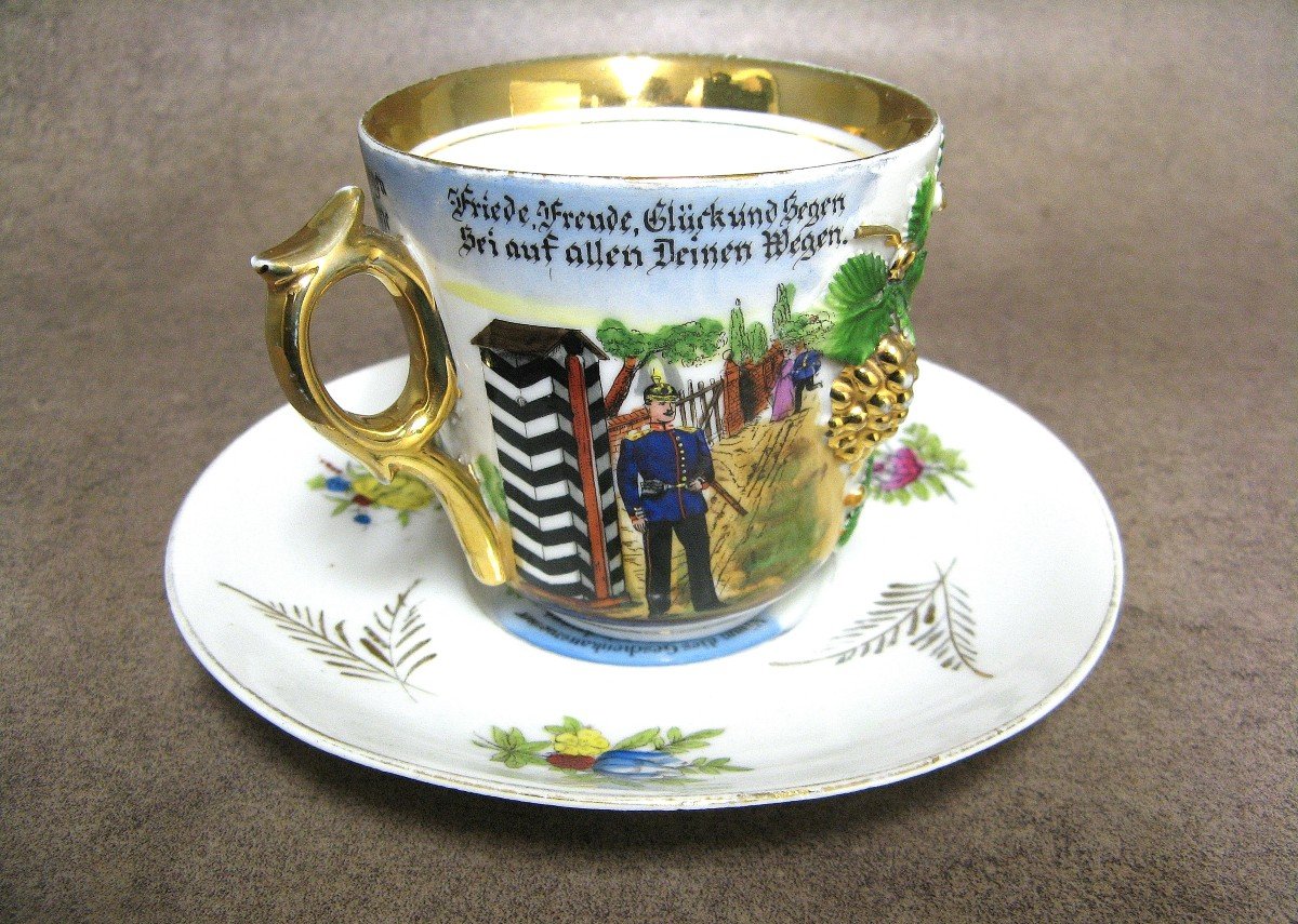 Grande Tasse De Réserviste A Scènes Peintes Et Légendes - Prusse 1900.