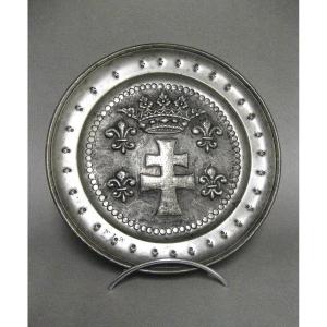 Pewter Plate Cross Of Lorraine Fleur-de-lys Ducal Crown.