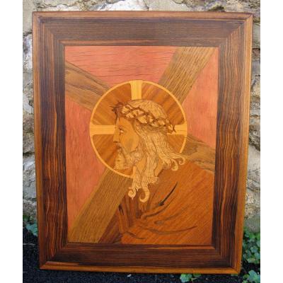 Tableau. Marqueterie d'Art Début XXe. Christ Portant Sa Croix. Art Déco vers 1920.