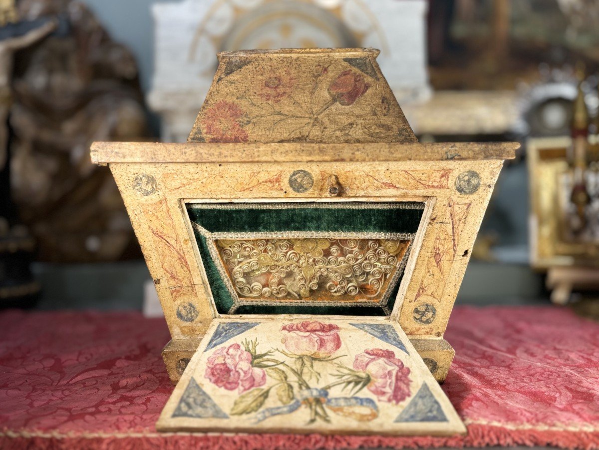 Rare Velvet Reliquary Hunting In Its Wooden Box - 18th Century