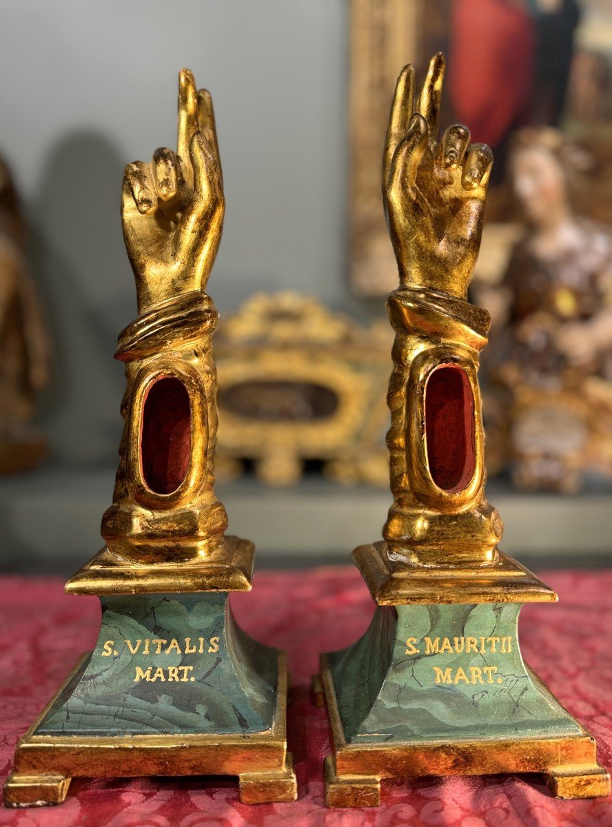 Rare Pair Of Reliquary Arms - 18th Century