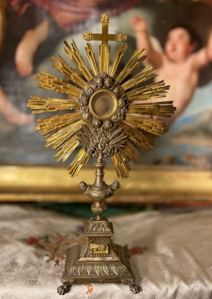 Rich Monstrance In Gilt Bronze From The Nineteenth