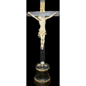 Crucifix En Bois Du XIXe