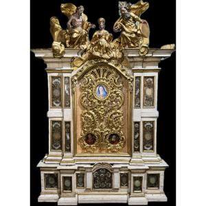 Large Reliquary Altarpiece And Its Predella – Circa 1675