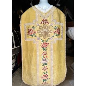 Golden Chasuble Decorated With An Agnus Dei - 19th Century