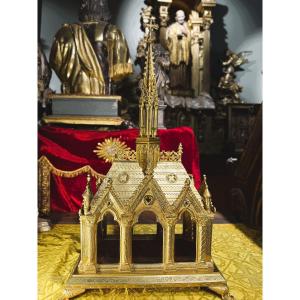 Neo-gothic Reliquary Shrine – 19th Century 