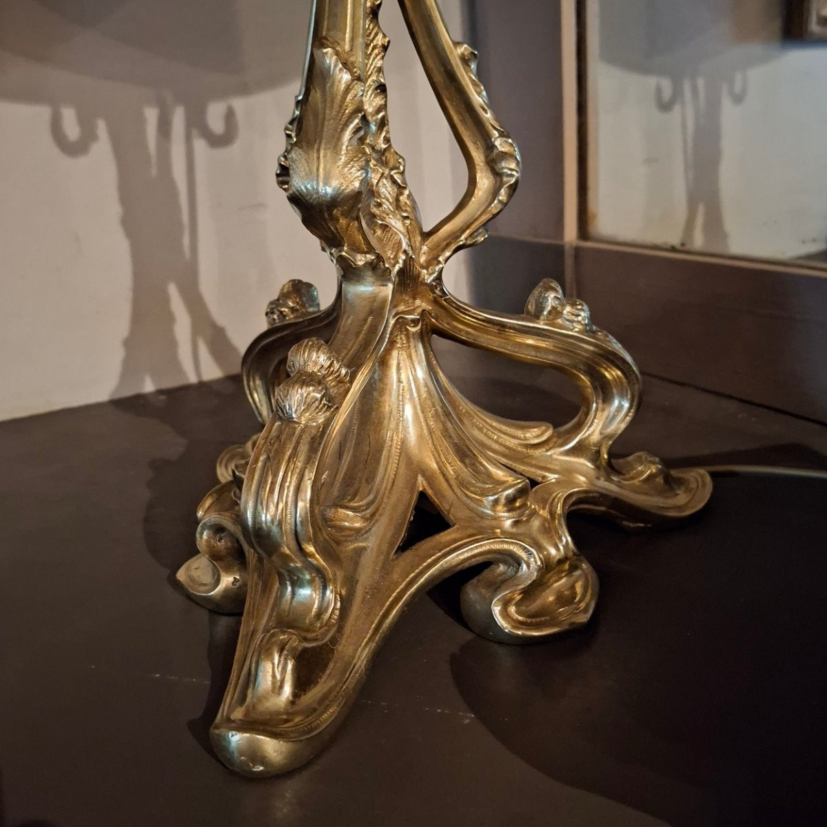 Art Nouveau Bronze Lamp In The Style Of Hector Guimard -photo-3