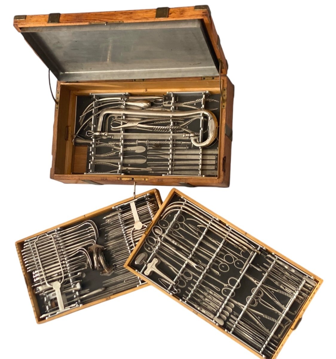 campagne World War 1 1914 - Instruments de chirurgien - Acier - Coffret de chirurgie Allemagne -photo-1