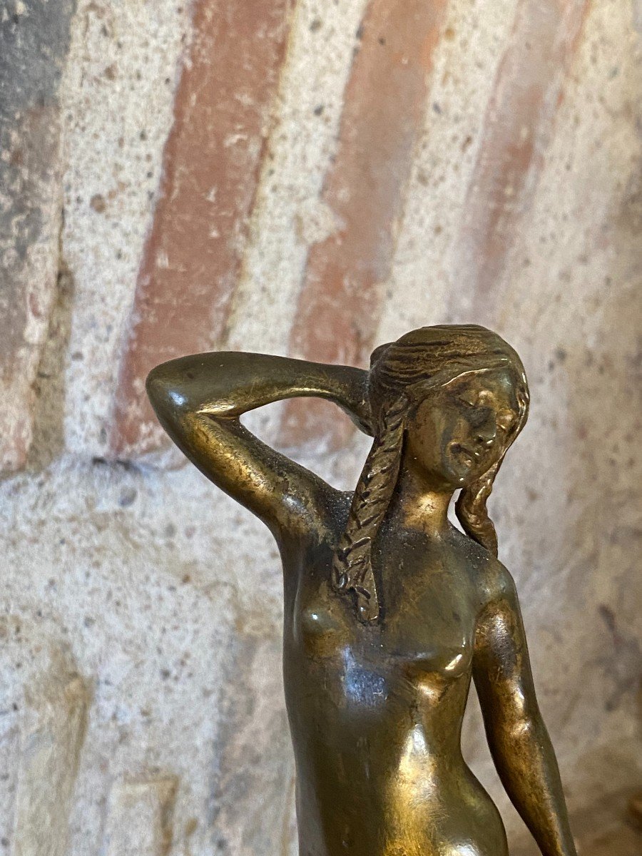 “naked Woman With Braids” Bronze With Golden Patina-photo-3