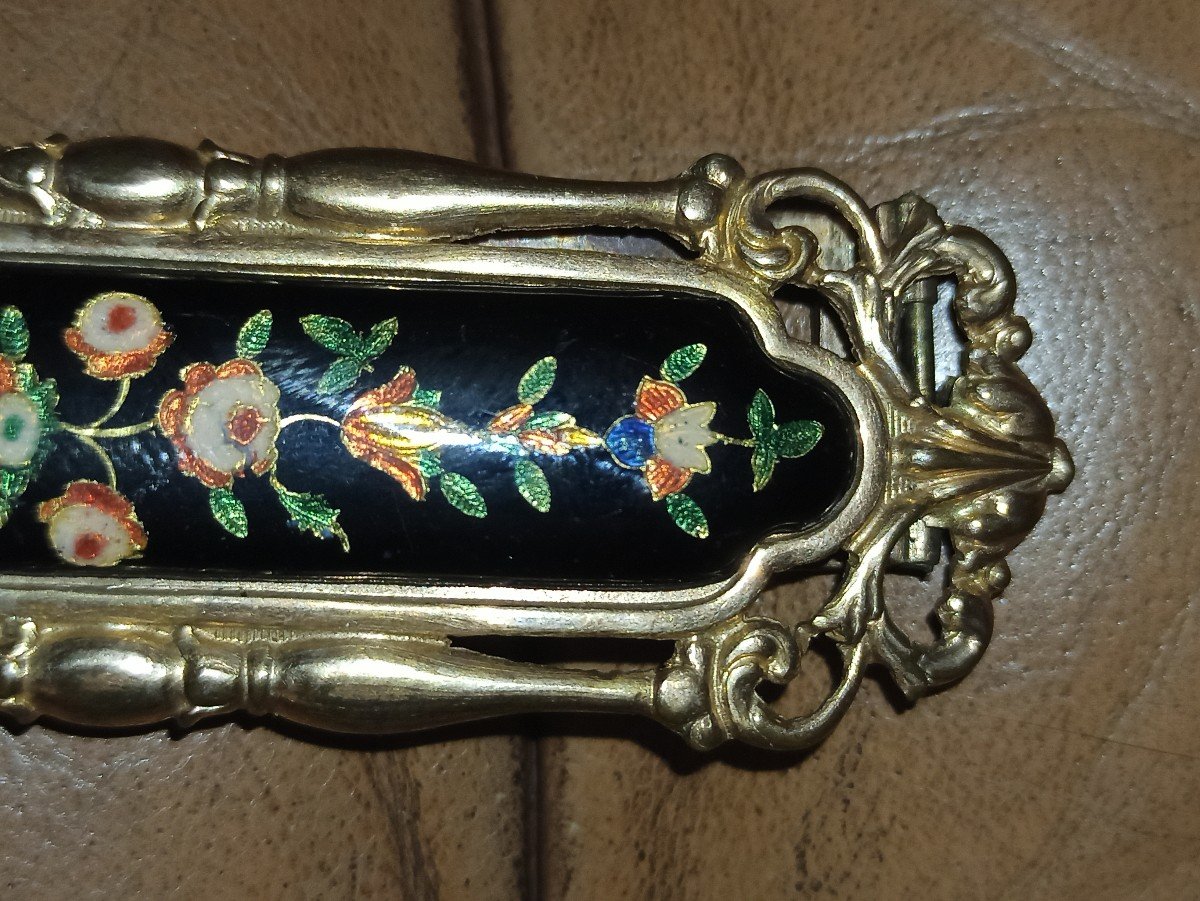 Belt Buckle In Pouponne And Enamels Circa 1840-photo-2