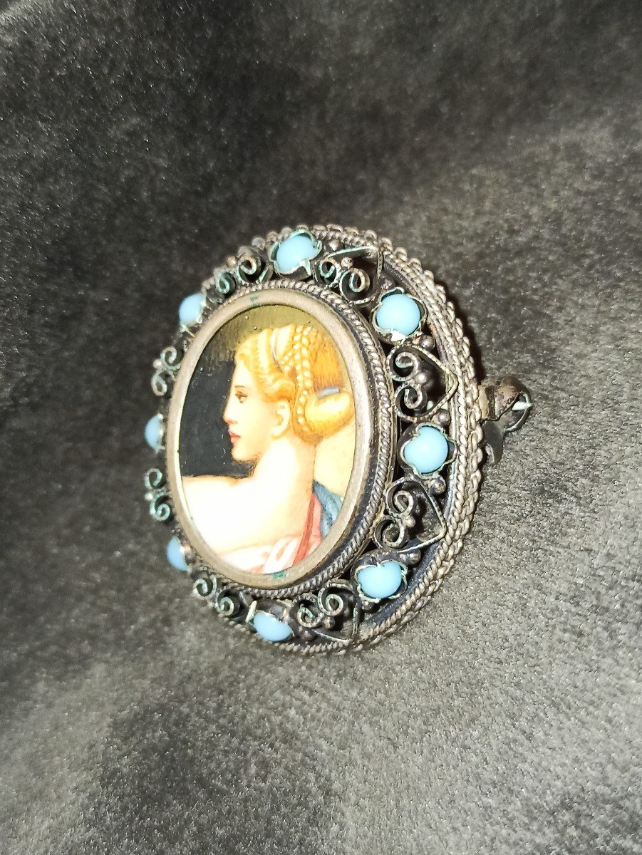 Silver Brooch Decorated With A Painted Miniature In A Surrounding Of Blue Pearls-photo-2