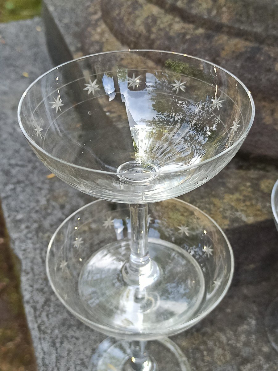 Suite De 4 Coupes à Champagne En Cristal Taillé D étoiles Modèle Attribué à Baccarat Vers 1900-photo-4