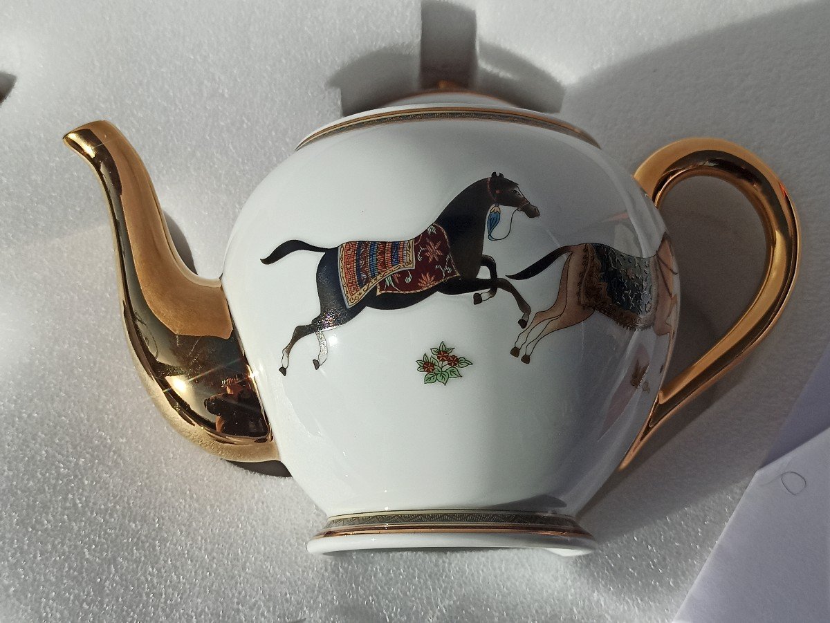 Porcelain Tea Set Decorated With Oriental Horses, Maison Hermès -photo-2