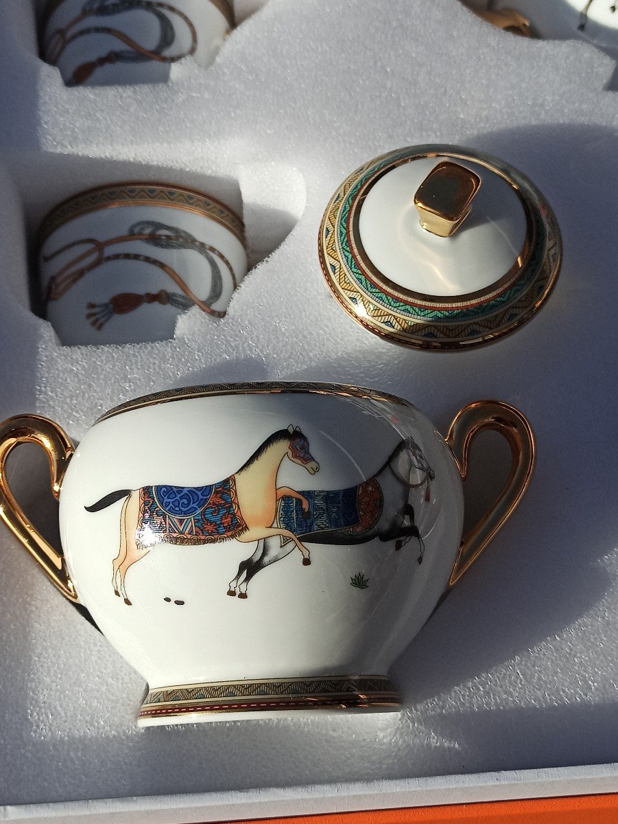 Porcelain Tea Set Decorated With Oriental Horses, Maison Hermès -photo-6