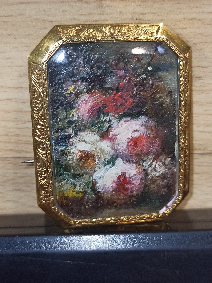 Gold Brooch Decorated With A Painted Miniature Of Flowers Circa 1820-photo-1