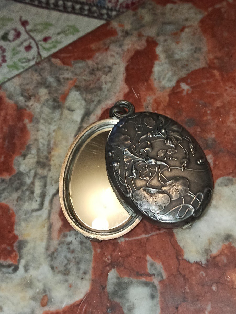 Art Nouveau Silver Hand Face