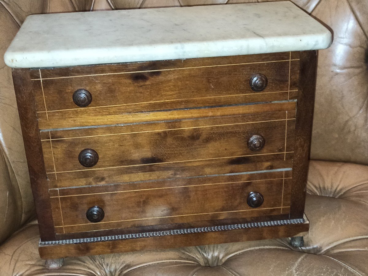 Doll Dresser Circa 1840-photo-2