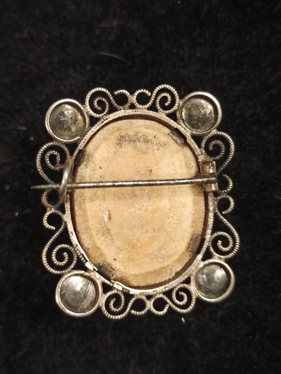 Brooch In Silver Cameo Limestone And Bressanss Enamels-photo-3