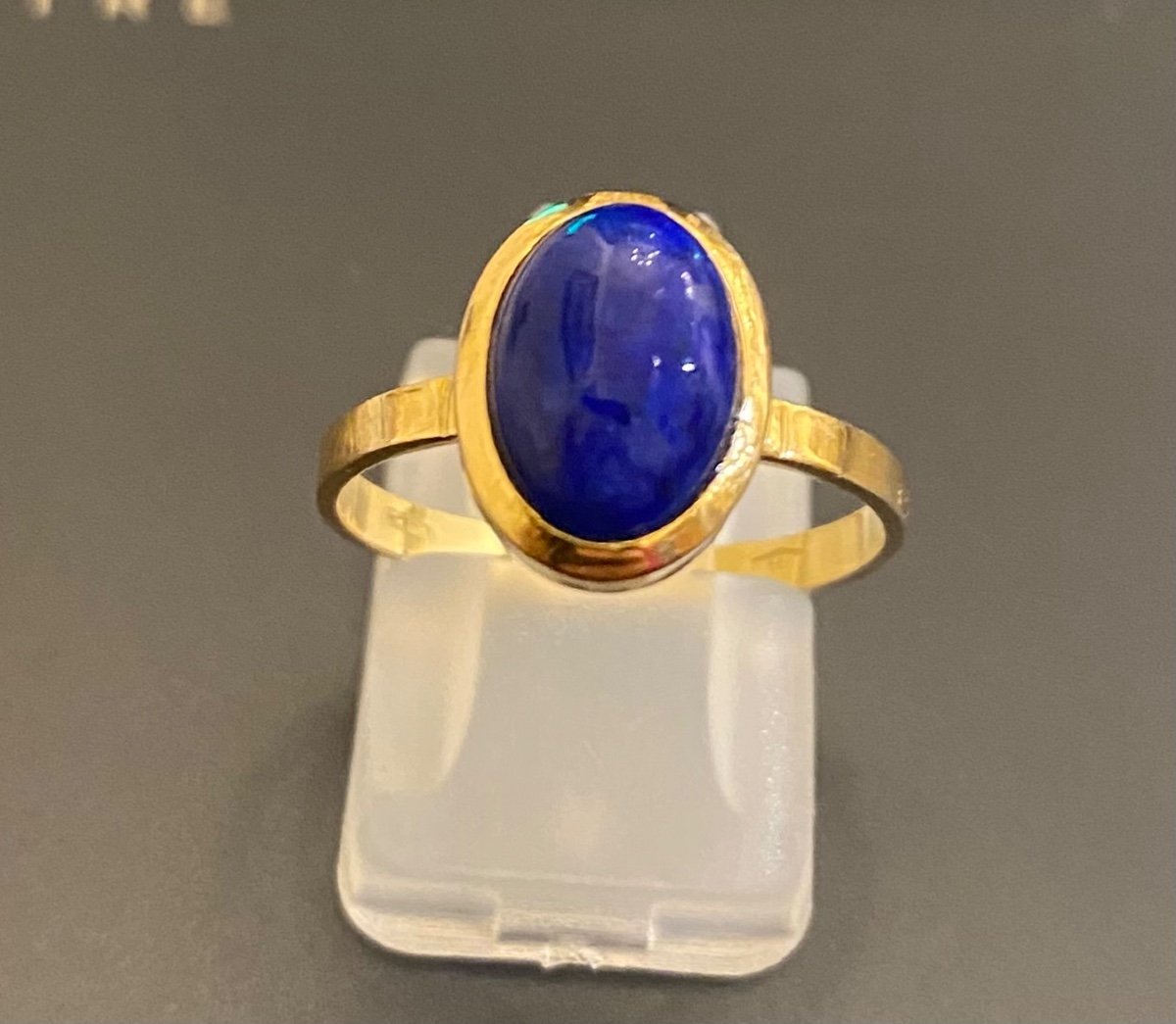 Gold And Lapis Lazuli Ring -photo-4