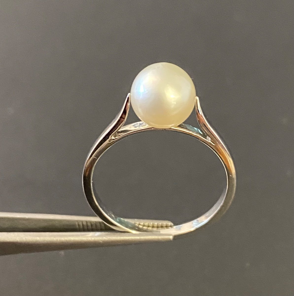 Old Gold Ring And Cultured Pearl-photo-2