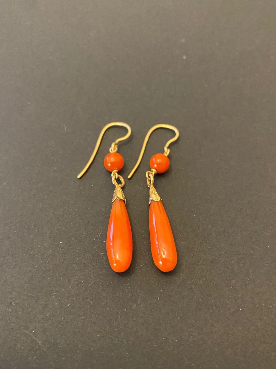Pair Of Gold And Coral Drop Earrings-photo-4
