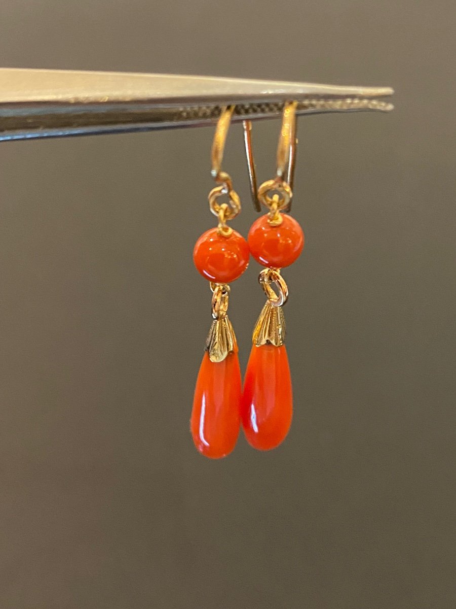 Pair Of Gold And Coral Drop Earrings-photo-2
