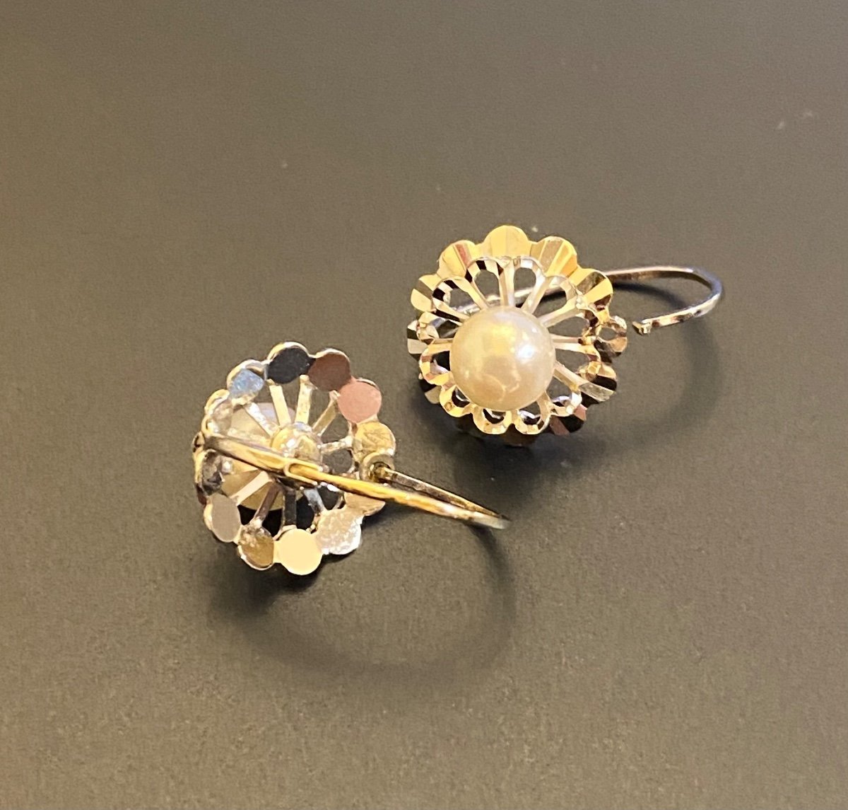 Pair Of Sleepers In Gold And Cultured Pearls-photo-4