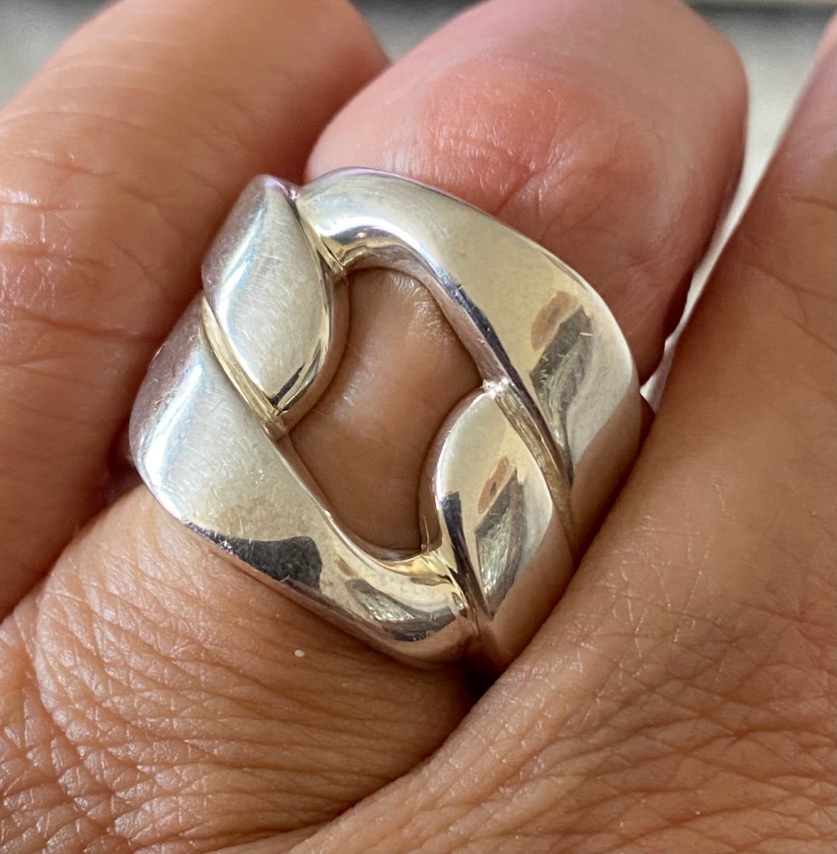 925/1000 Silver Ring Eme 