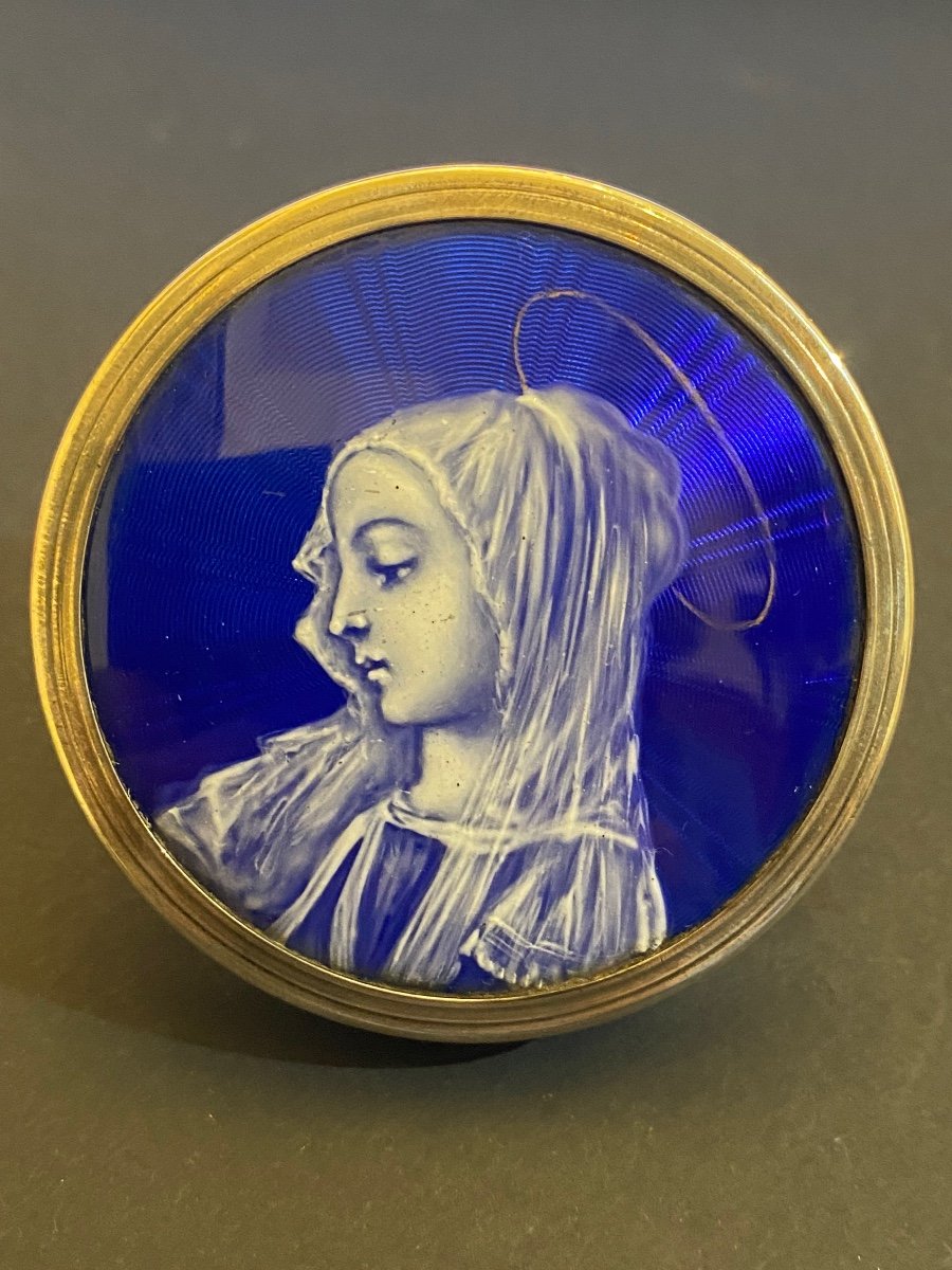 Portrait Of The Virgin Mary In Guilloche Silver