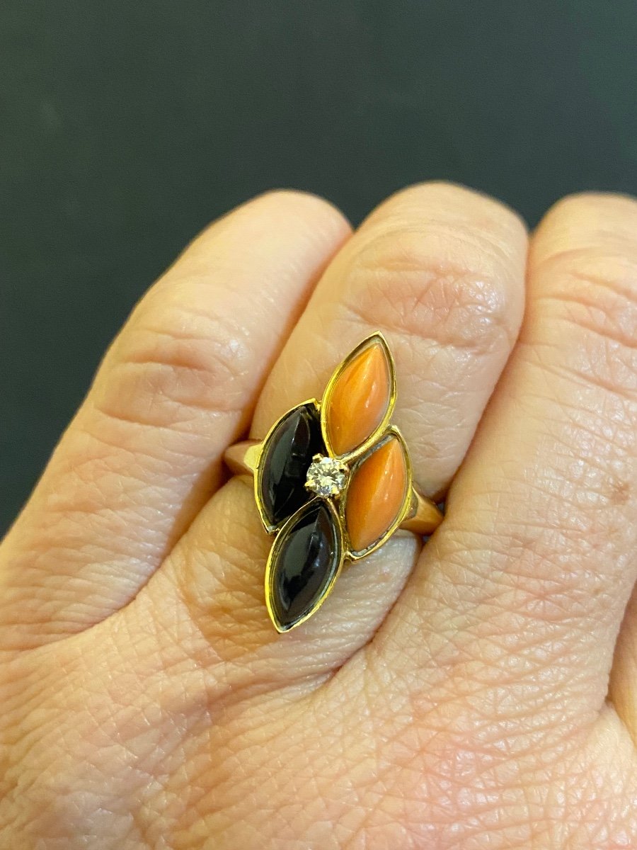 Gold,  Coral And Onyx Ring-photo-2