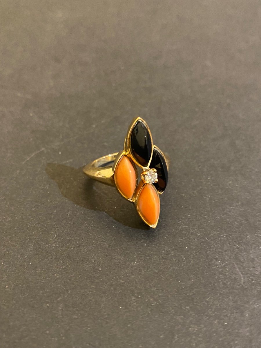 Gold,  Coral And Onyx Ring-photo-8