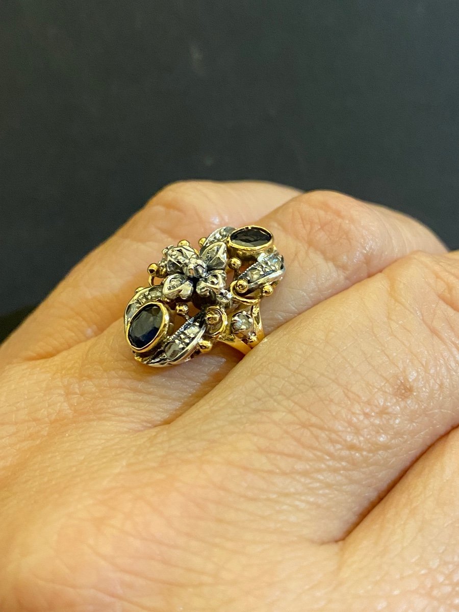 Antique Ring In Gold, Silver, Sapphires And Diamonds-photo-4