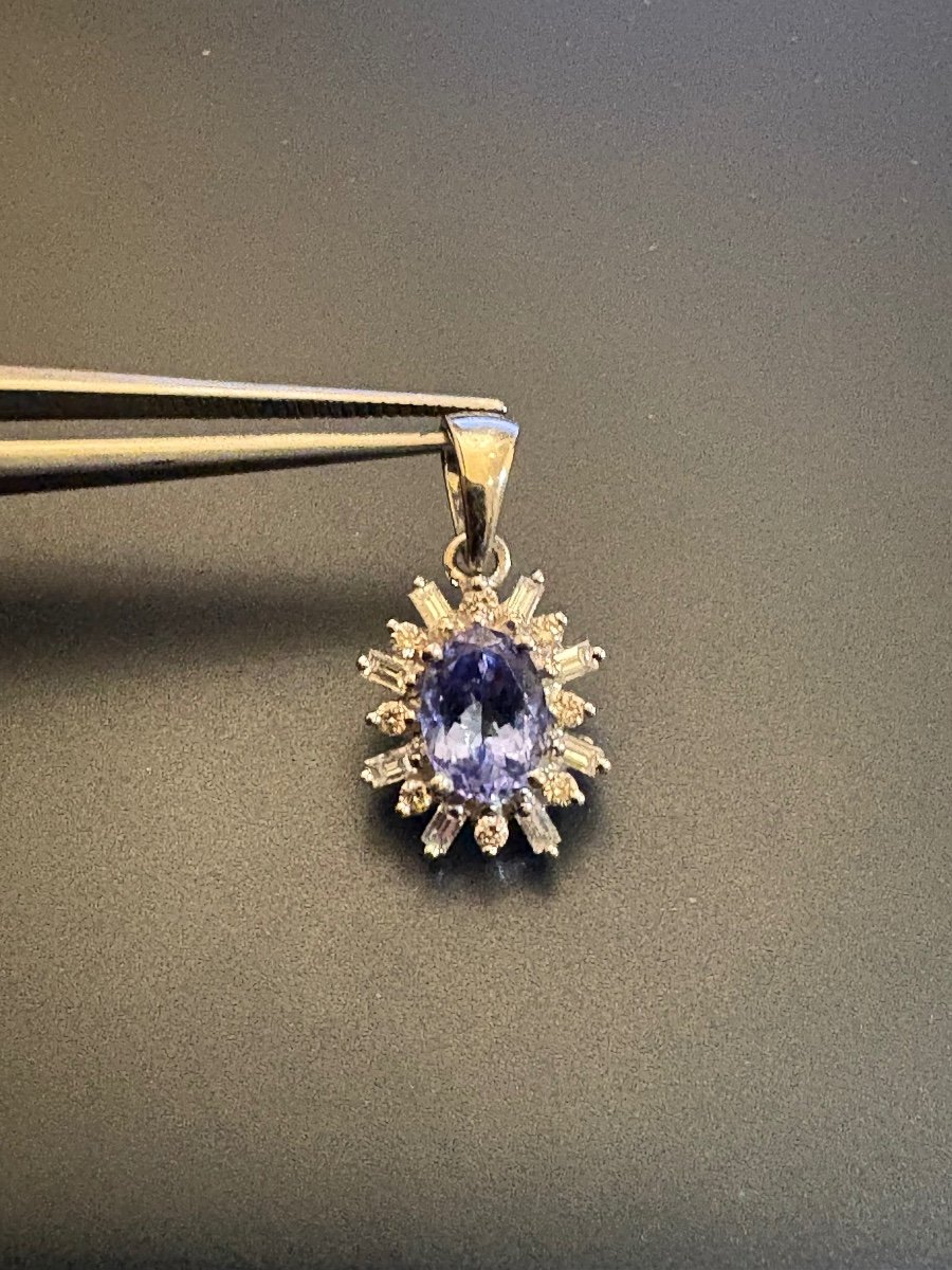 Pendant In White Gold, Tanzanite And Diamonds