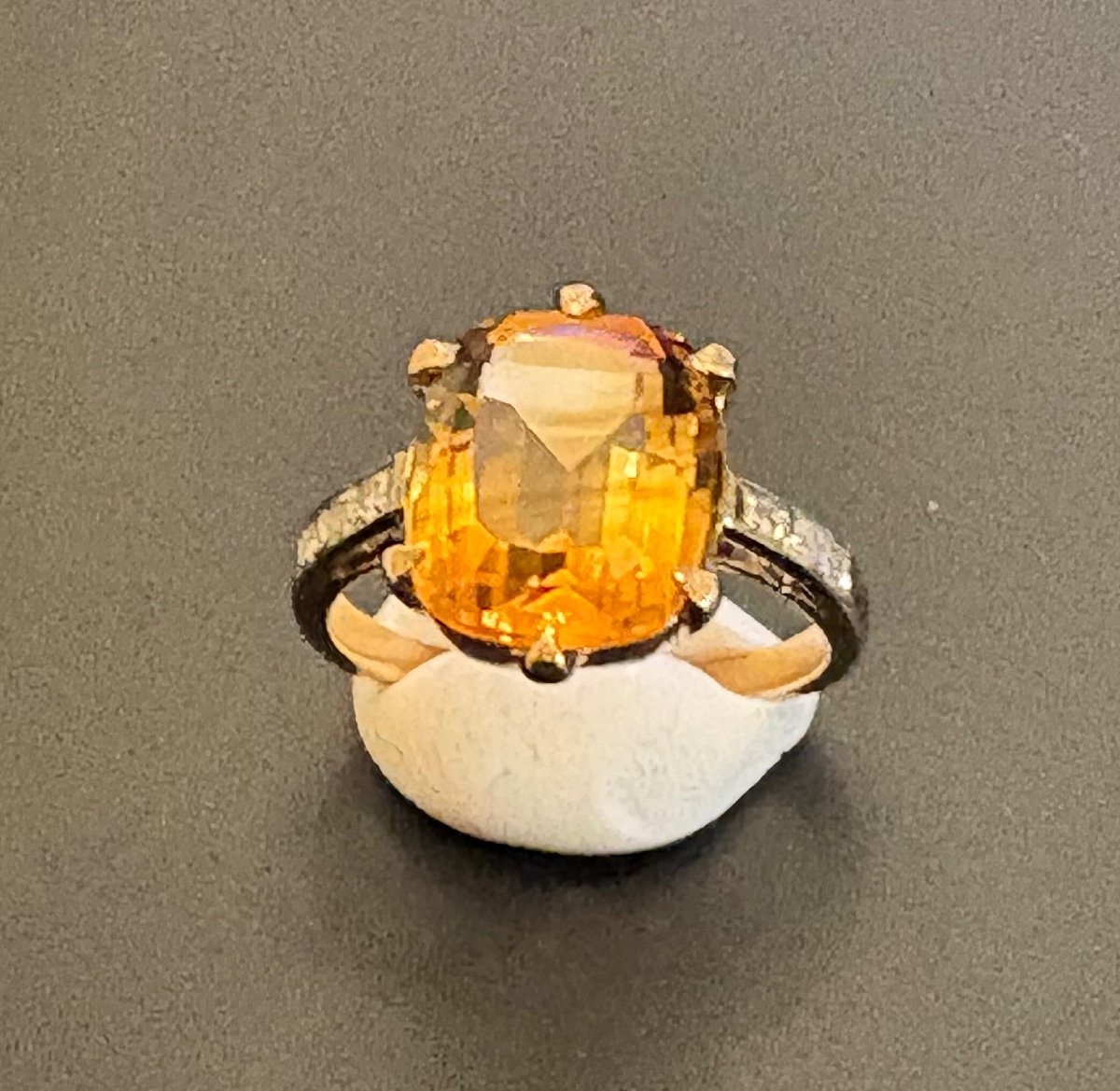 750/1000 Yellow Gold Ring, Citrine And Rose-cut Diamonds-photo-2