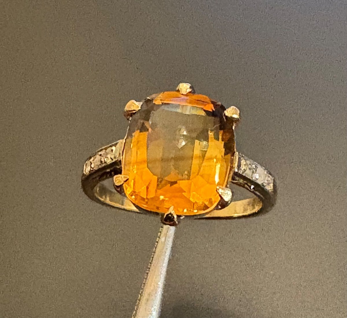 750/1000 Yellow Gold Ring, Citrine And Rose-cut Diamonds-photo-2