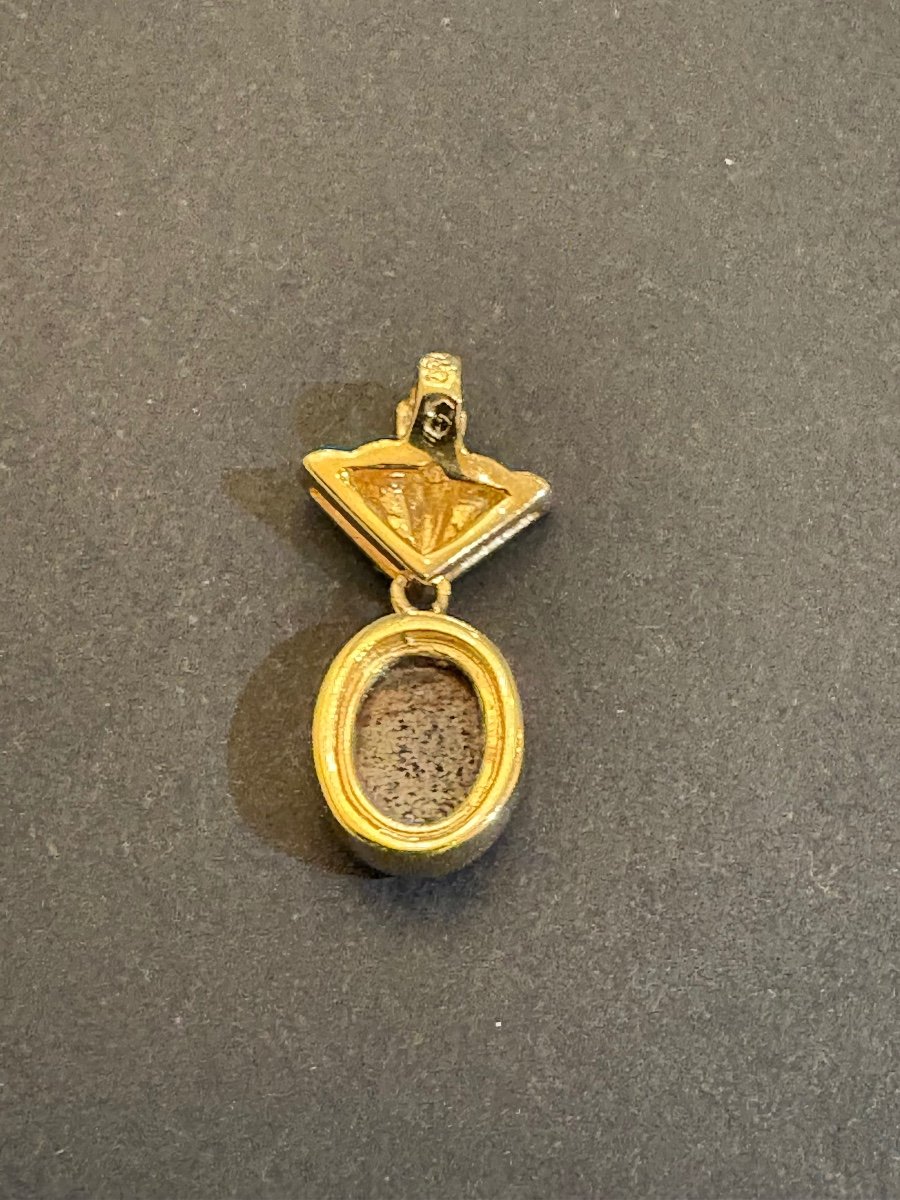 Gold And Opal Pendant-photo-3