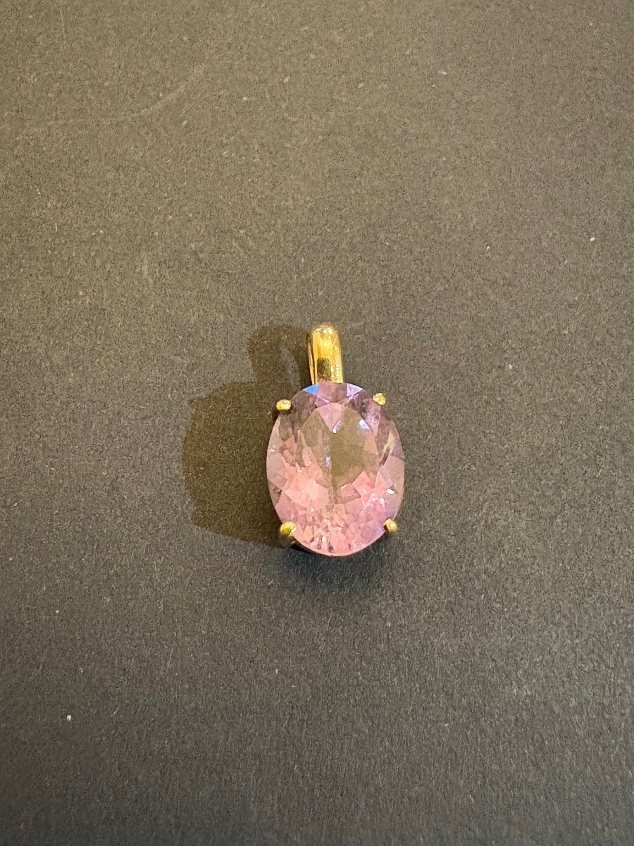 Gold And Amethyst Pendant