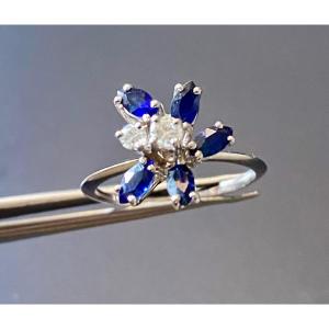 750/1000 Eme White Gold Ring, Sapphires And Diamonds