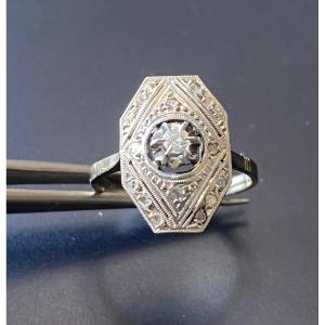 Beautiful Art Deco Ring In Gold, Platinum And Diamonds