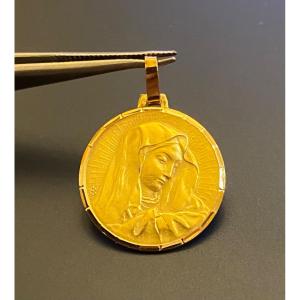 Médaille Religieuse En Or