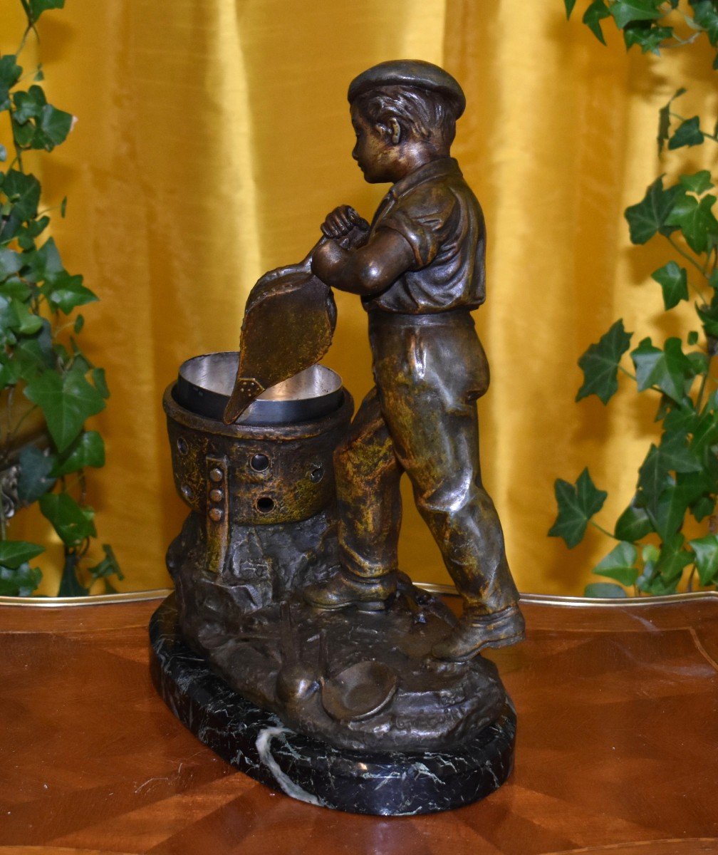 Statue Signed Grégoire, Spelter Sculpture Of A Young Boy With Brazier And Bellows-photo-3