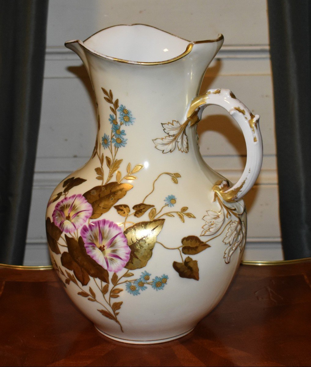 Broc, CFH / GDM, pour Charles Field Haviland / Gérard Dufraisseix et Morel  Fin XIXème, Grand Pichet En Porcelaine De Limoges, Aiguière Décor Peint à La Main , Pâte d'or, Fleurs Liserons et bleuets-photo-2