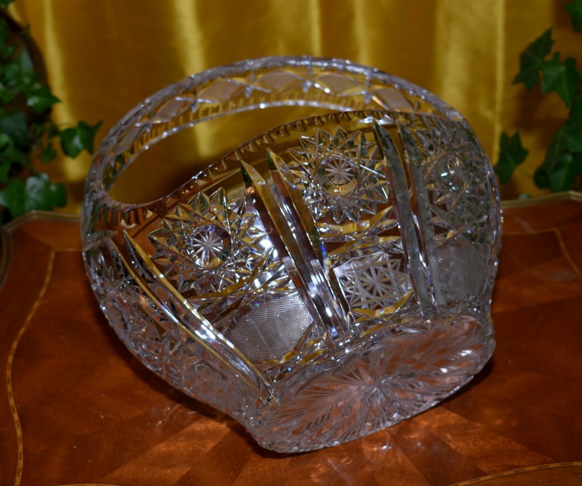 Grande Coupe En Cristal Taillé Et Ciselé, Centre De Table De Forme Panier. -photo-1