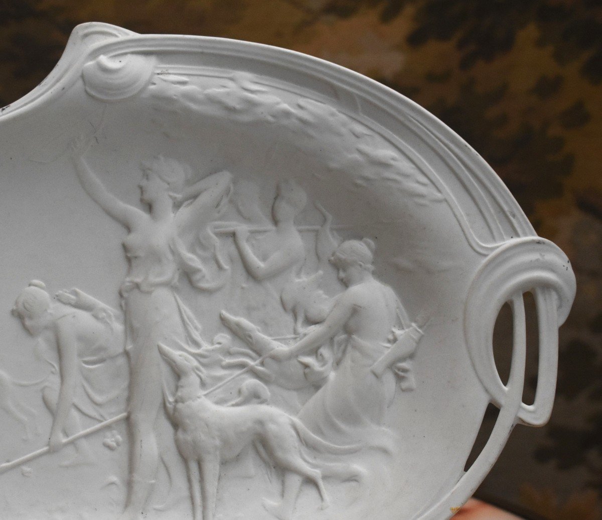 Limoges White Porcelain Biscuit Dish, Hunting Scene, Diana Huntress.-photo-4