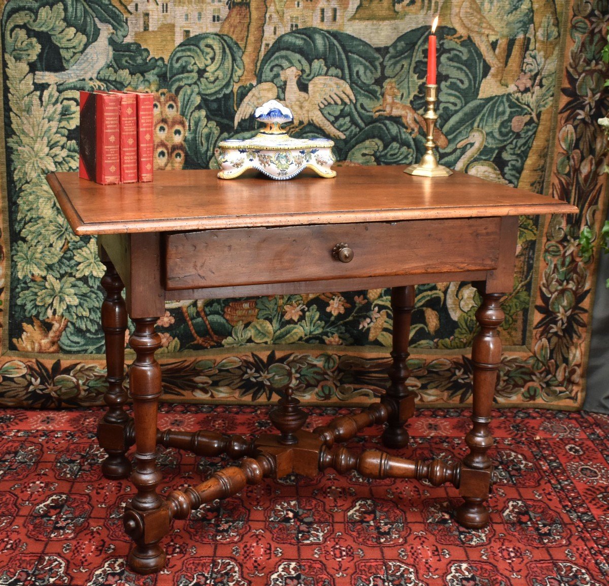 Table &agrave; &eacute;crire , Bureau En Noyer De Style Louis XIII - Louis XIV,  Fin  XVIIe - D&eacute;but XVIIIe,  entrejambe en X, pieds balustres-photo-3