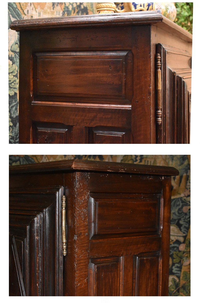 Louis XIII Style Low Buffet In Solid Walnut, With Two Leaves. 2 Diamond Point Doors-photo-3