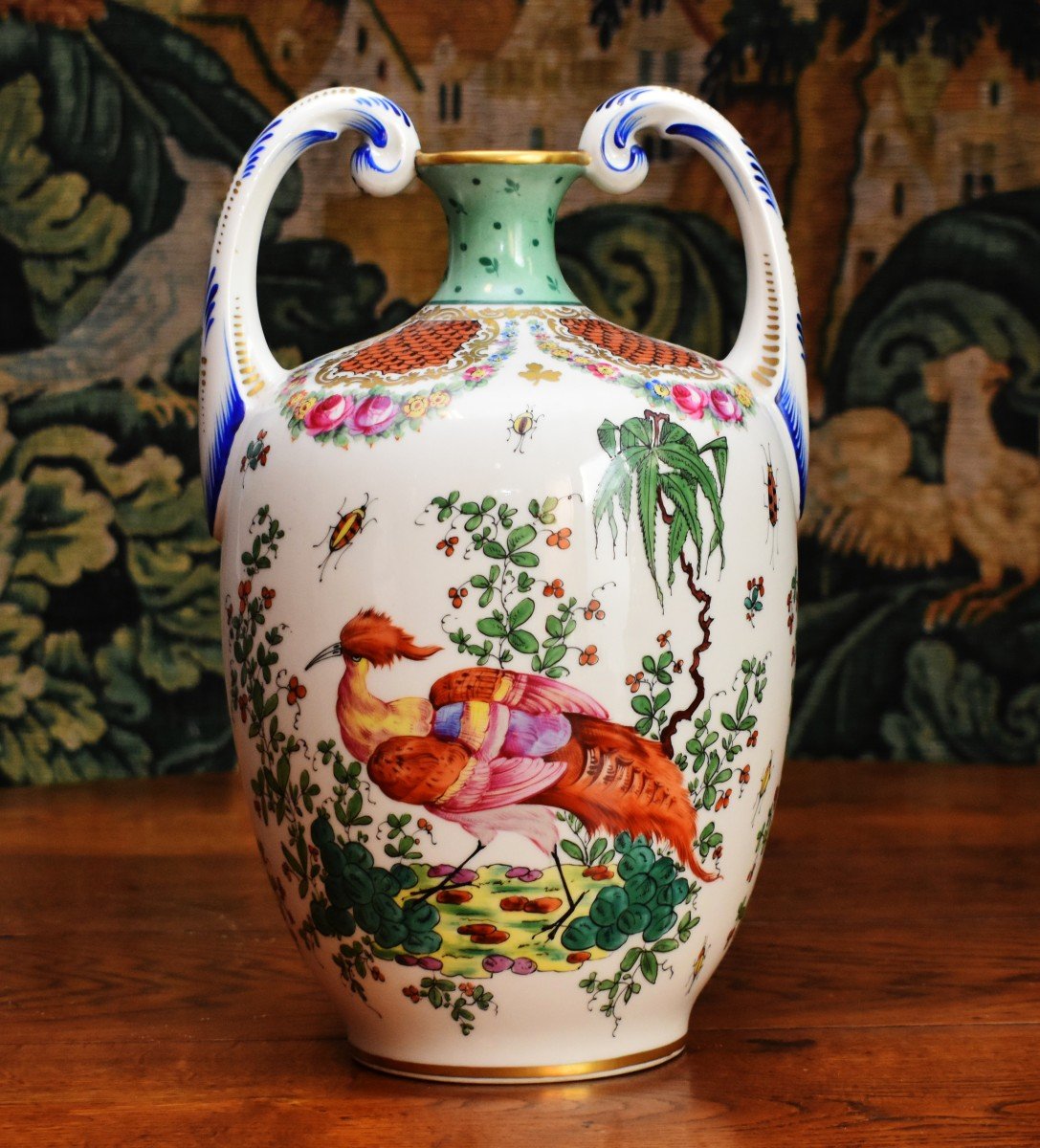 Vase De Forme Amphore En Porcelaine De Limoges Sign&eacute; R. Letourneur, D&eacute;cor Oiseaux Du Paradis-photo-2